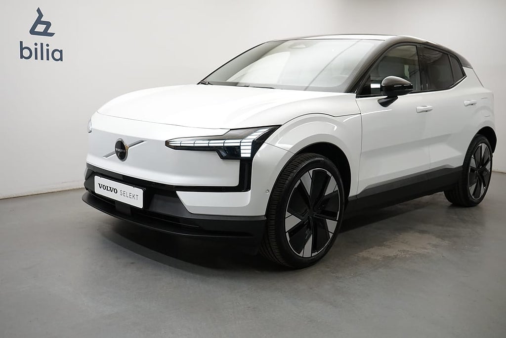 Volvo EX30 Twin Motor Performance Ultra, Navigation