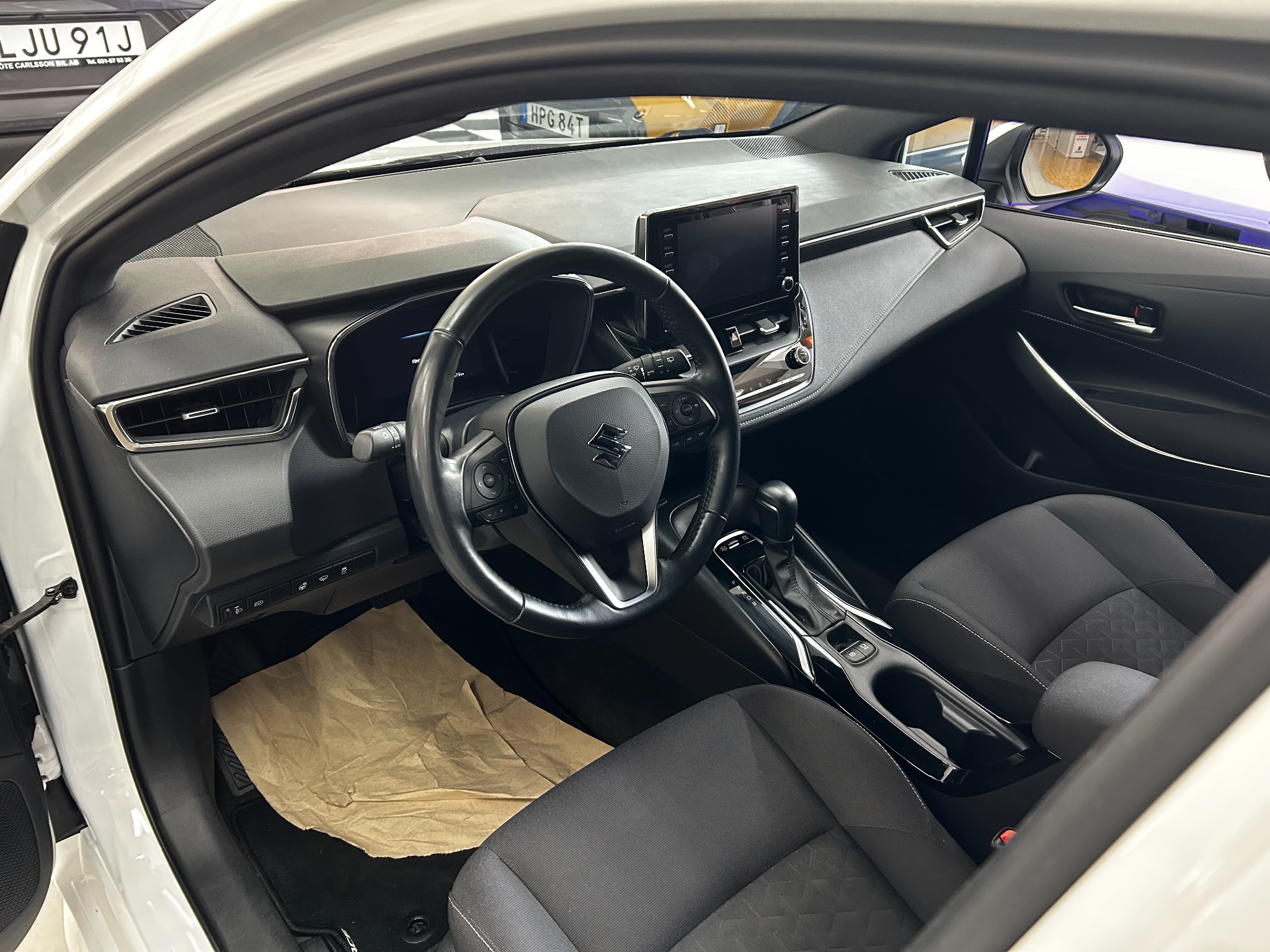 Suzuki Swace 2023, bild 5/10