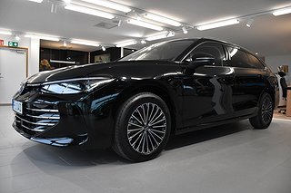 Volkswagen Passat Elegance Hybrid 272 hk *Limited Edition**