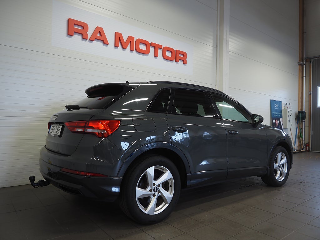 Audi Q3 35 TFSI 150hk MHEV Proline Adv |Drag|Värmare|Kamera| 2022
