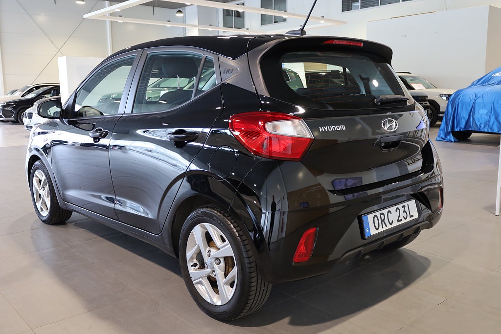 Hyundai i10 1.0 blue AMT Essential CarPlay Rattvärme Leasbar 2022