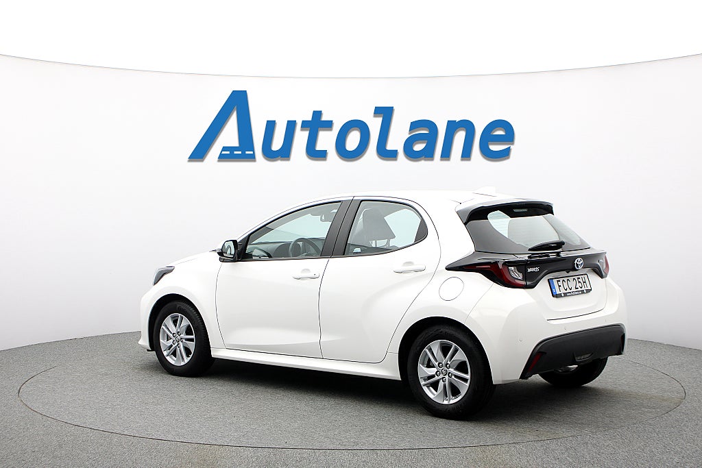 Toyota Yaris Hybrid CVT Active, B-kamera,Sensorer,Farthållare, 116hk