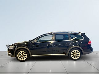 Volkswagen Passat Alltrack 2.0 TDI 4M Alltrack/Drag/SoV-Däck/MoK/Backkamera/Dvärm – bild 4