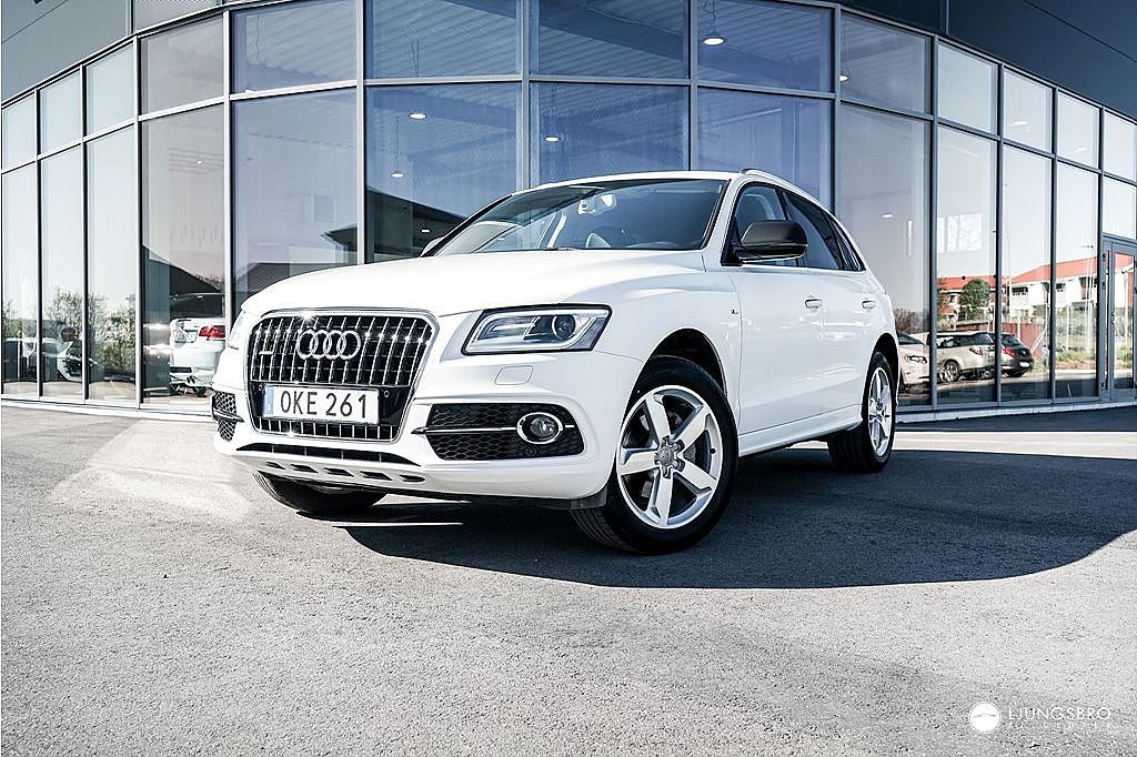 Audi Q5 2.0 TDI Quattro S-Line 190hk / Värmare / Dragkrok