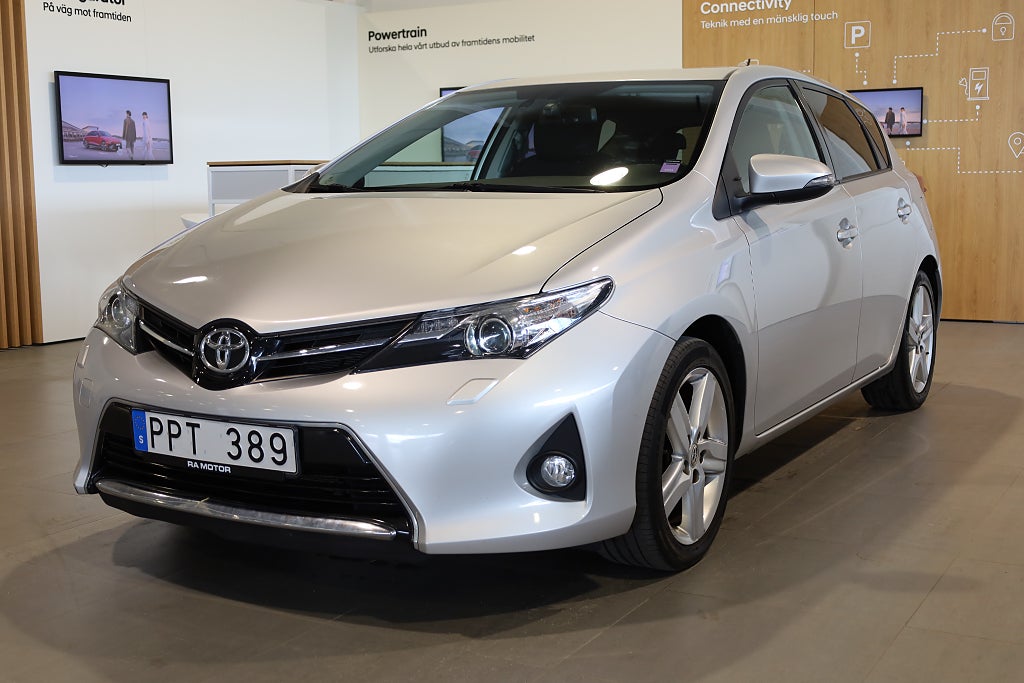 Toyota Auris 1.6 Valvematic Style Kamera Blåtand 