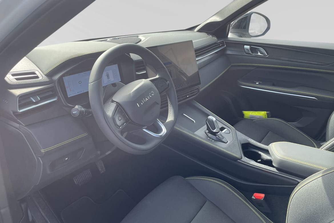 Lynk & Co 01 Core PHEV 2025, bild 6/29