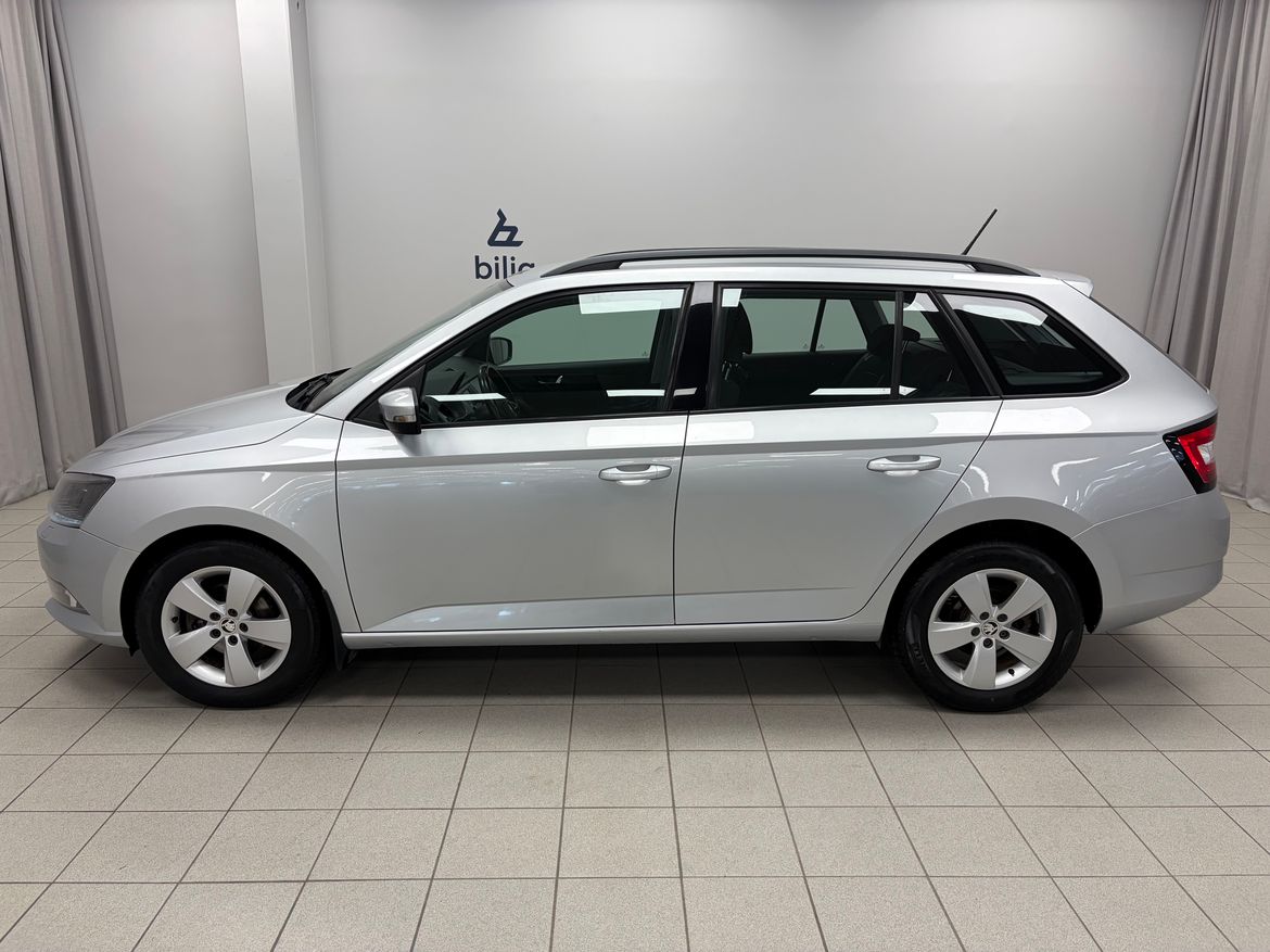 Skoda Fabia 2015, bild 2/10