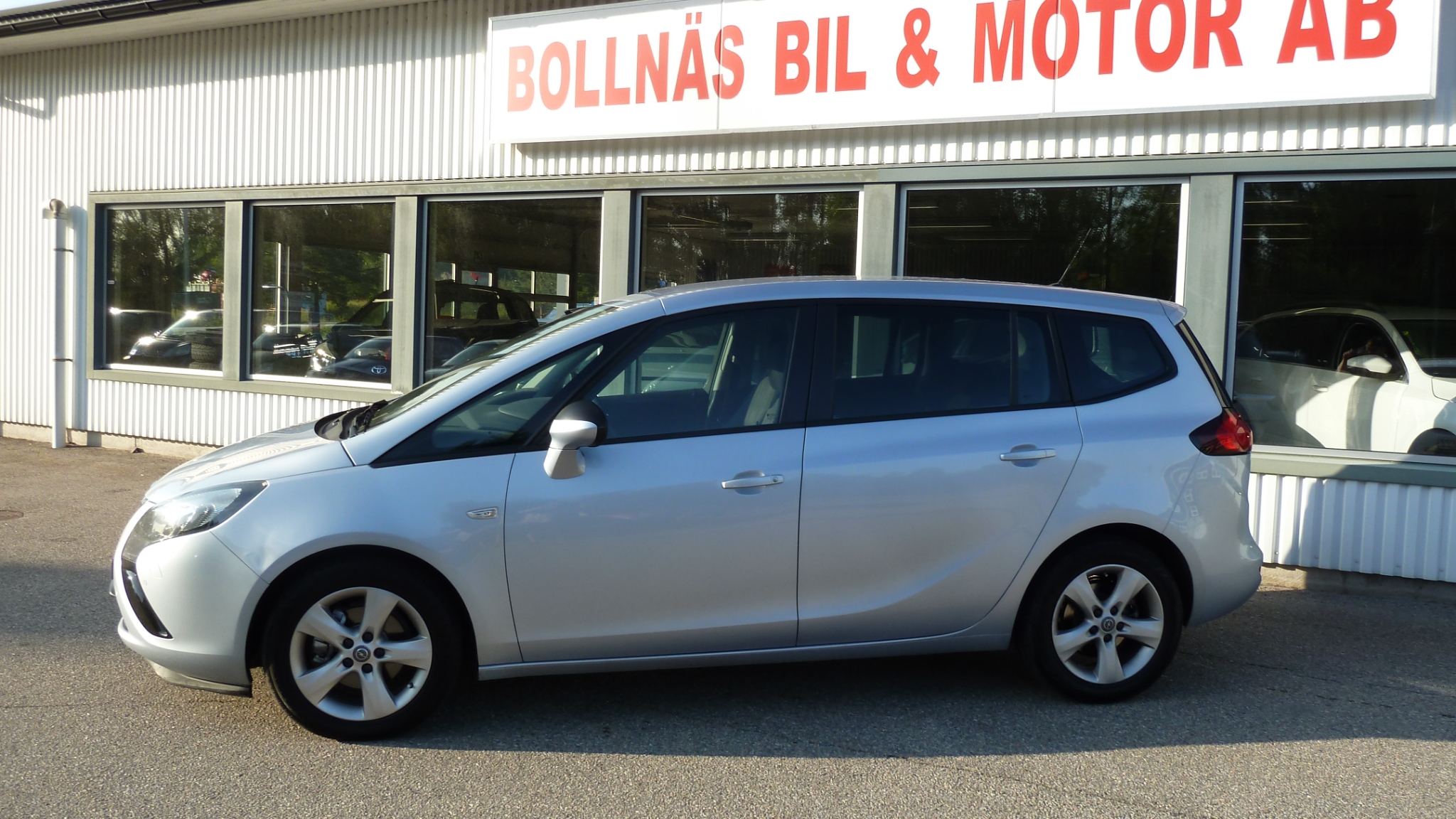 Opel Zafira Tourer 2016, kuva 4/38