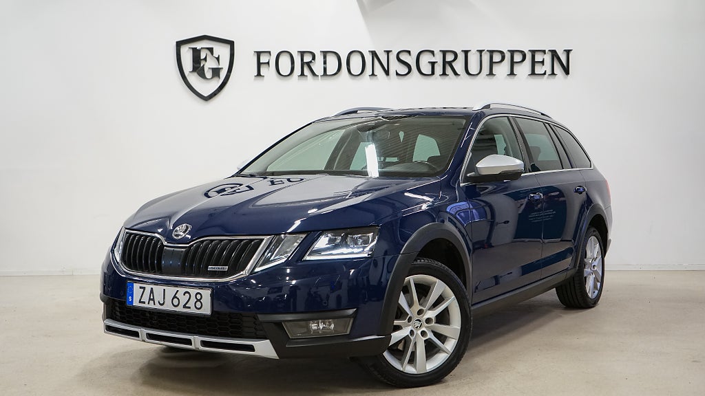 Skoda Octavia Scout 2.0 TDI 4x4 Premium / D-värmare / Navi / Drag
