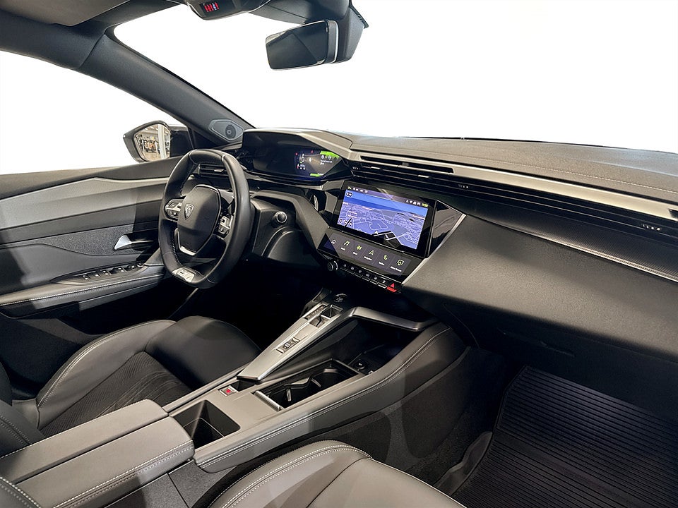 Bild på Peugeot 408 GT 130hk Aut B-KAMERA CARPLAY