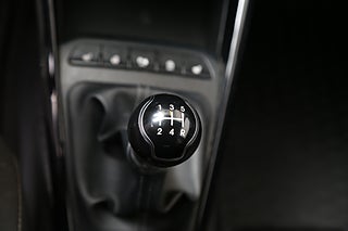 Halvkombi Kia Rio 16 av 23