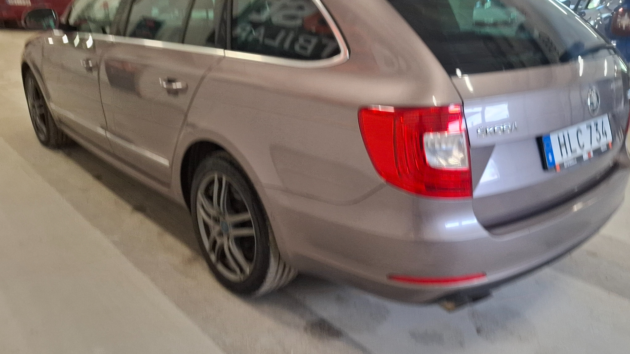 Skoda Superb 2014, bild 6/10