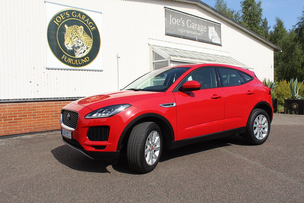 Jaguar E-Pace D150 AWD helskinn, lågmil, nyserv. MYCKET fin