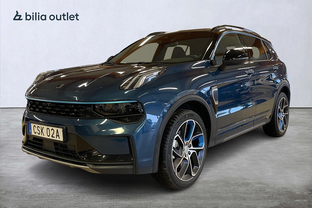 Lynk & Co 01 PHEV / Panorama / 360-kamera / Keyless / Navi / Moms