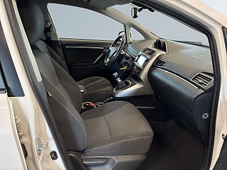 Toyota Verso 1.8 Valvematic Edition 50 7-sits S&V-hjul/Kamera/Drag – bild 10