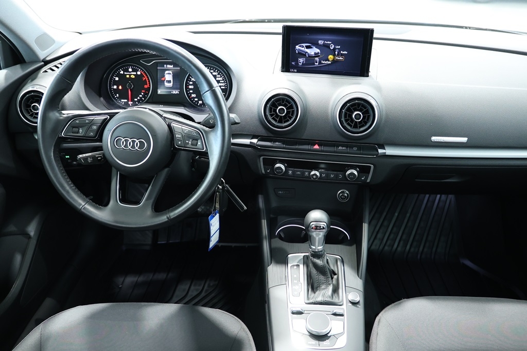 Audi A3 2019, bild 7/10