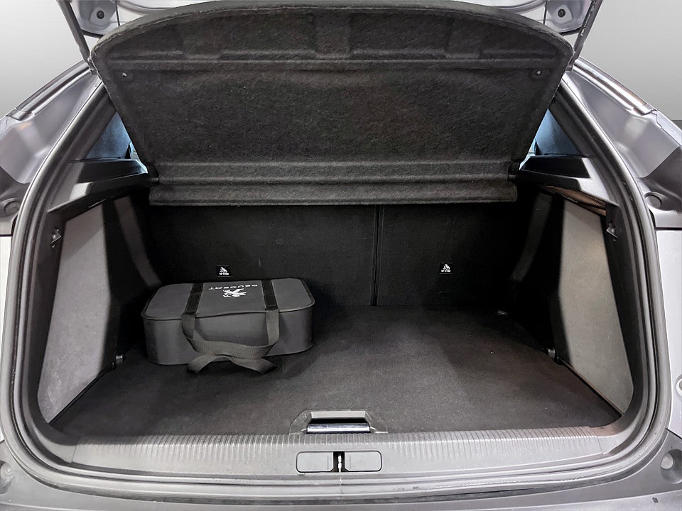 Bild på Peugeot E-2008 GT 50kWh 136hk Aut B-KAMERA CARPLAY