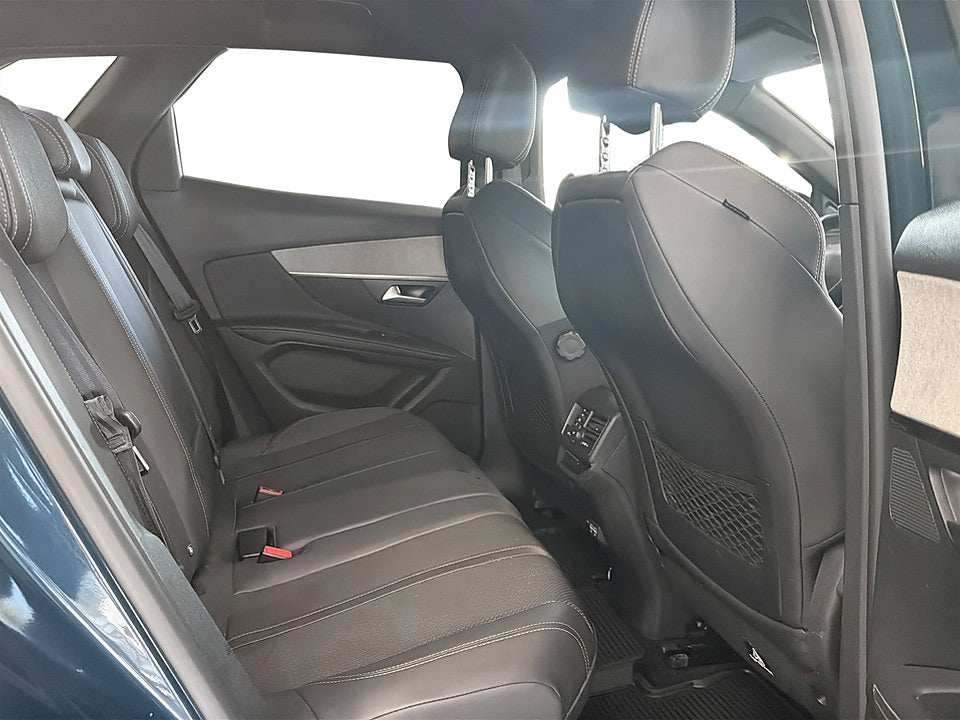 Bild på Peugeot 3008 GT 1.2 PT 130hk Aut B-KAMERA CARPLAY