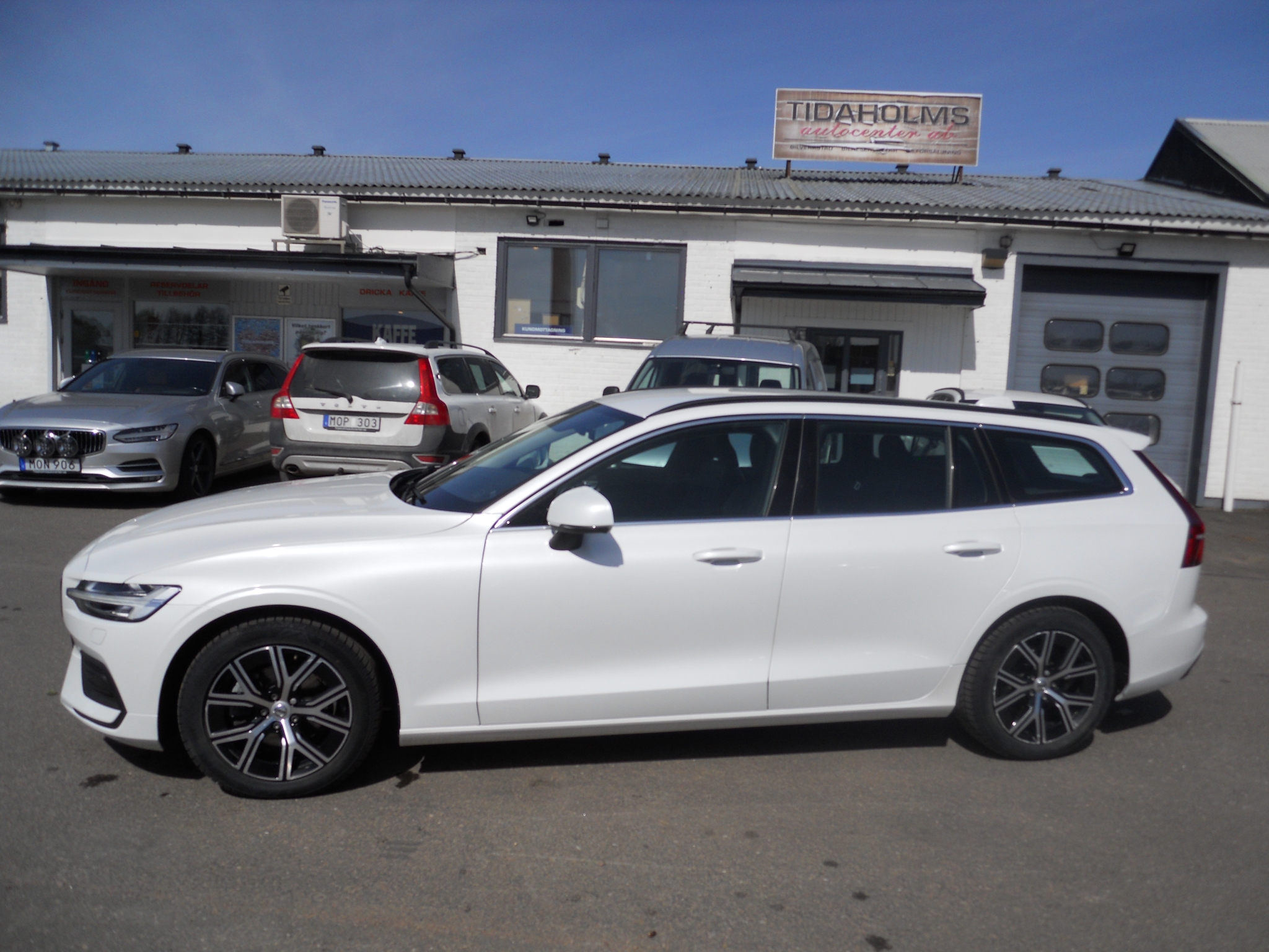 Volvo V60 B4 Aut Mildhybrid Core 2024, bild 4/31