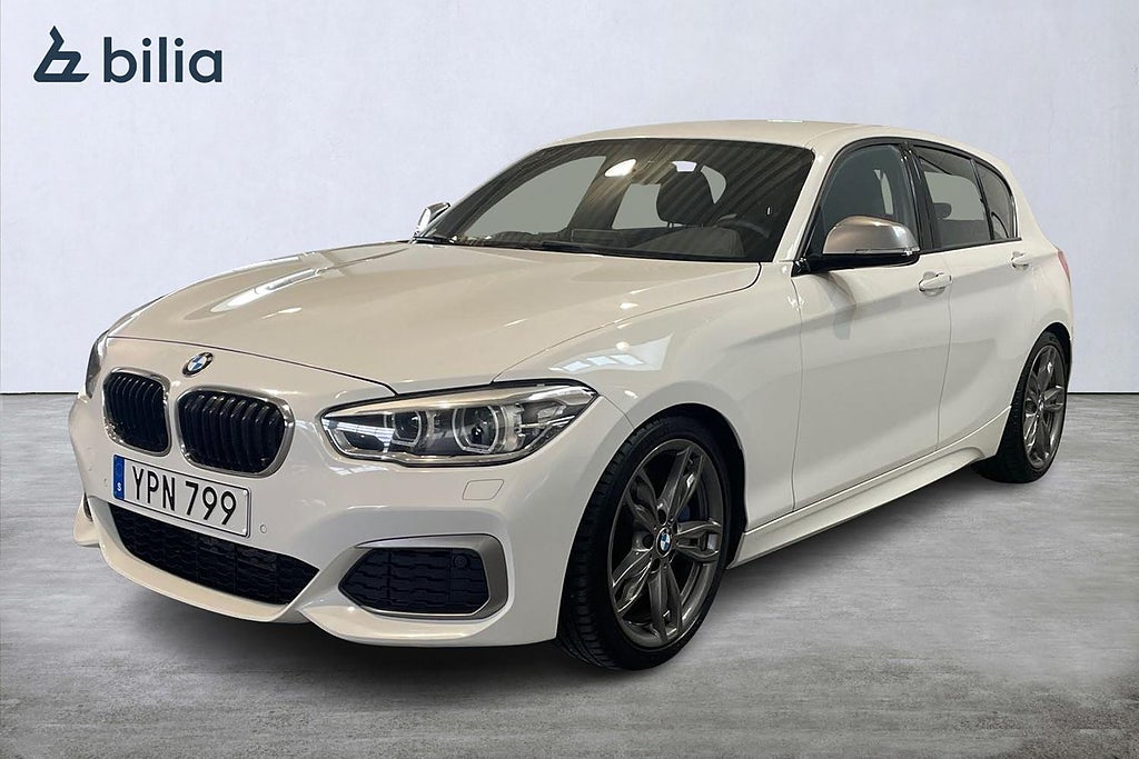 BMW M140i  | H&K | M sport | PDC | M-sportbroms