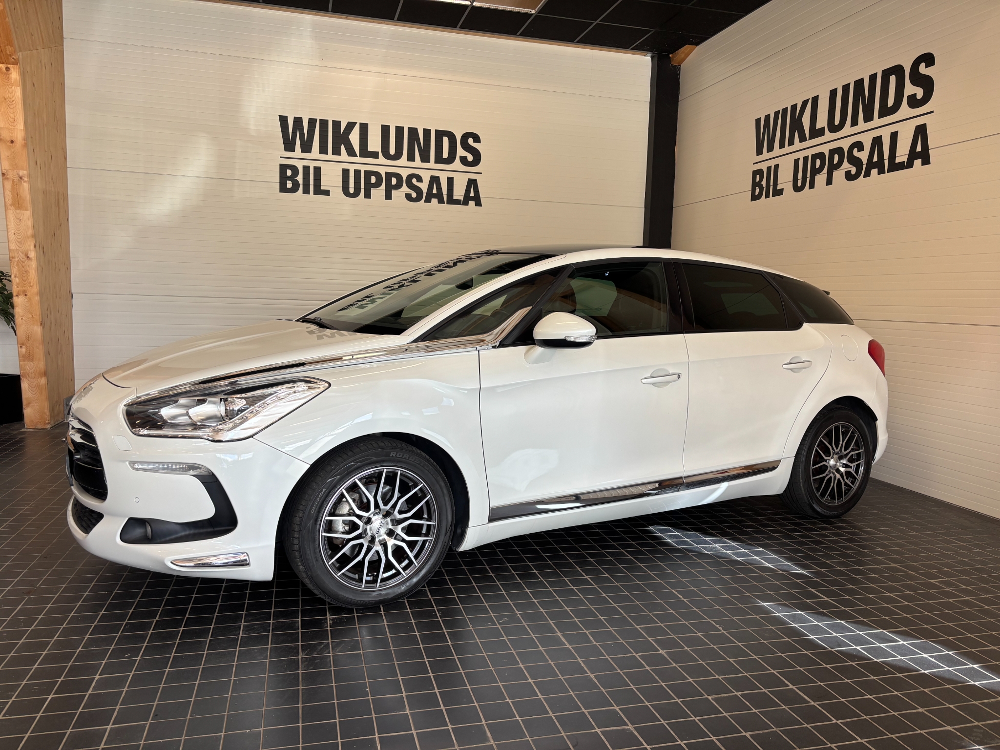 Citroen DS5 2012, bild 2/66