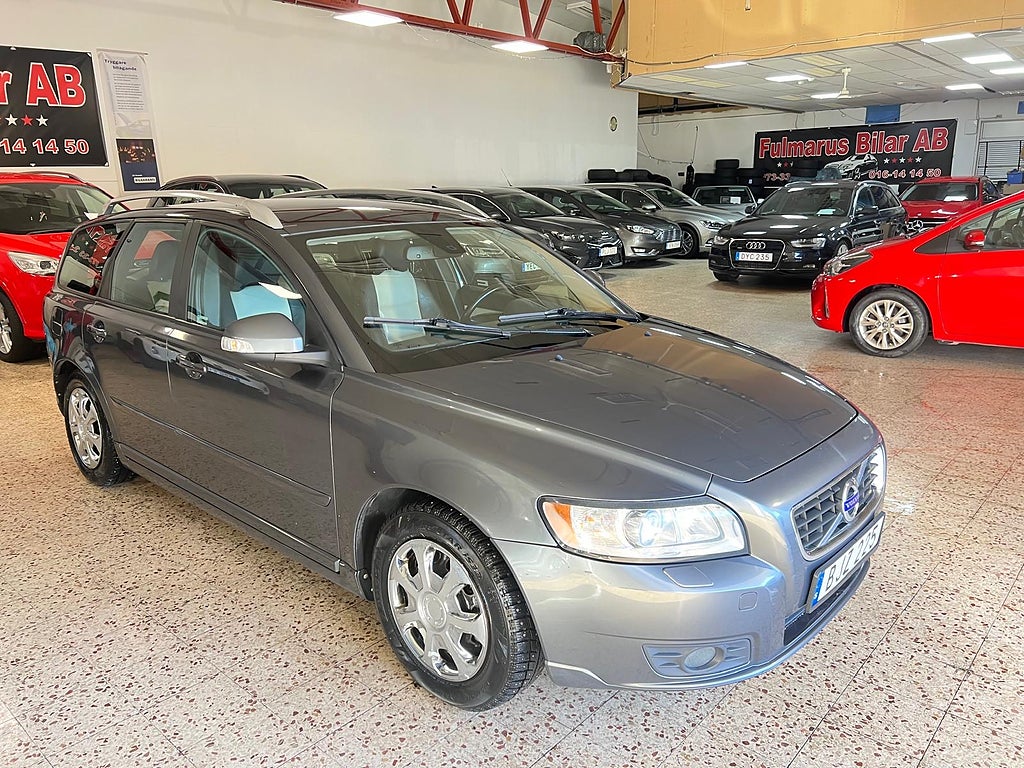 Volvo V50 D2 Summum Ny Servad & Ny Besiktigad 