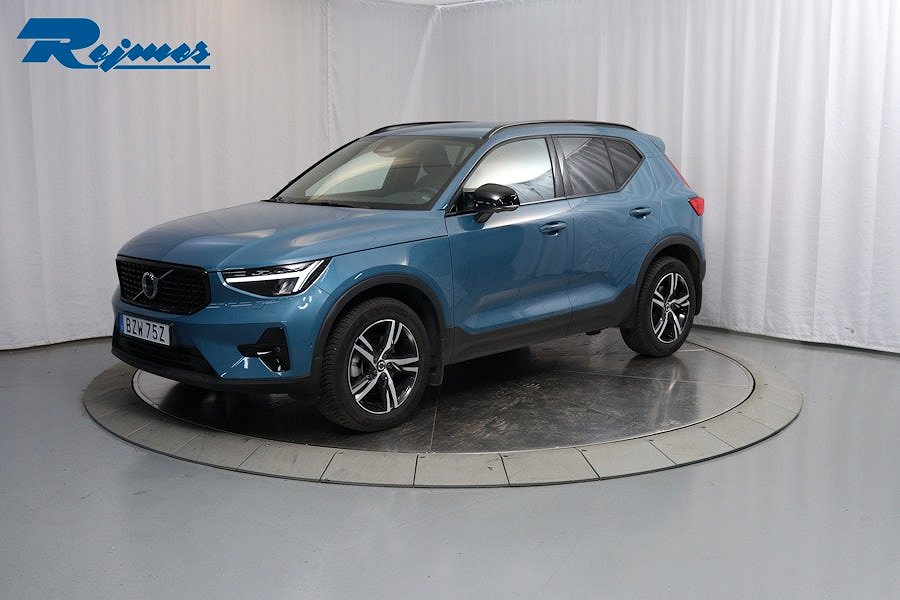 Volvo XC40 B3 FWD Bensin Plus Dark