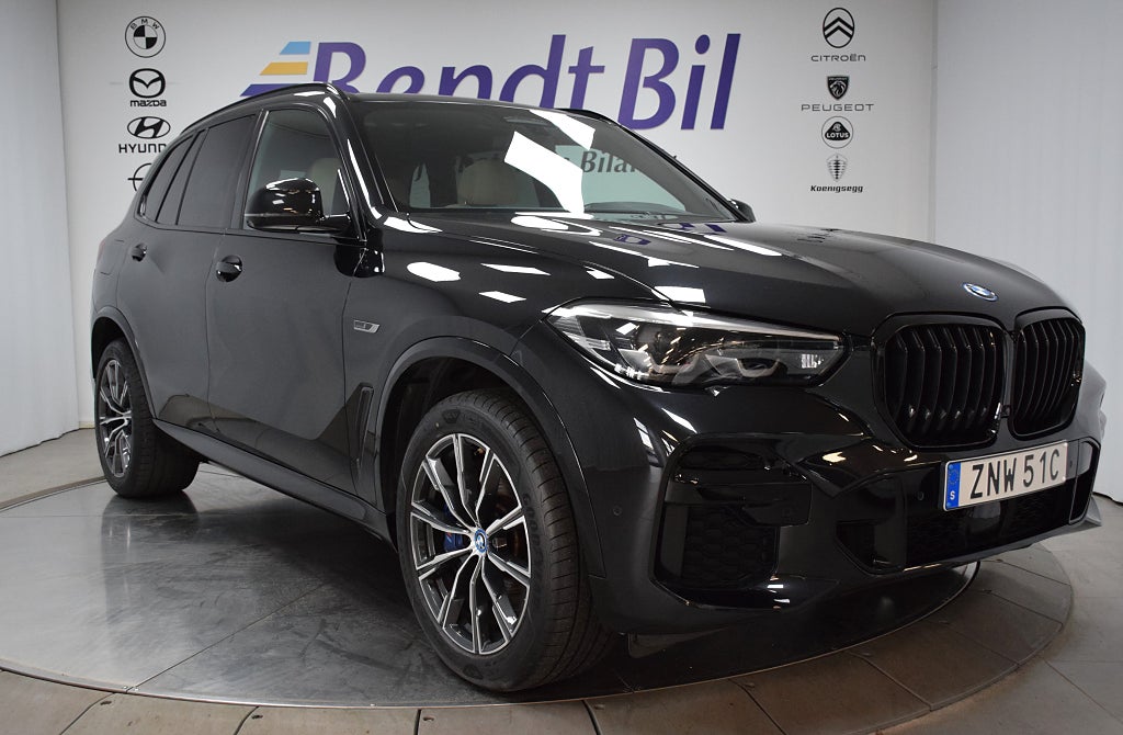 BMW X5 xDrive45e M Sport | Innovation | Travel | Panorama 