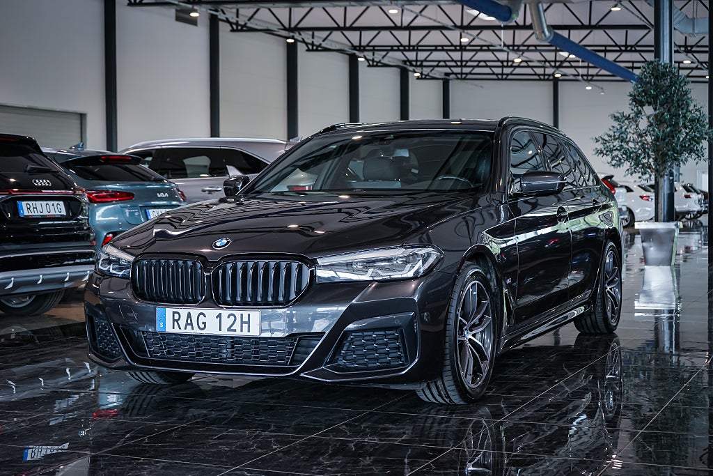 BMW 520d xDrive Touring Steptronic M Sport | Kamera | Drag |LED 