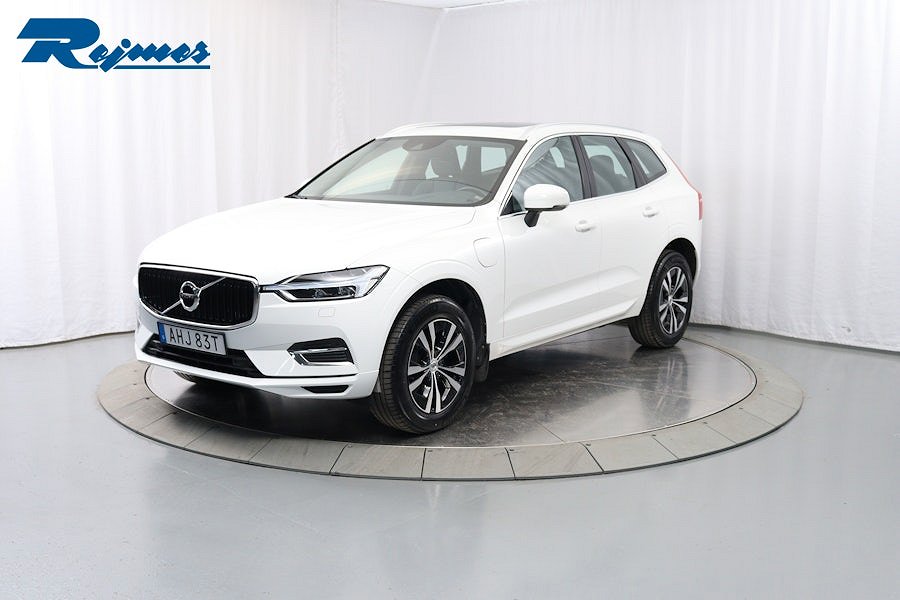 Volvo XC60 T8 TE Momentum Advanced Edition