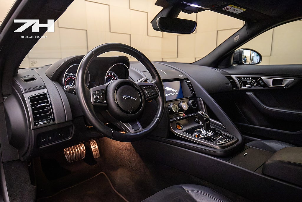 Jaguar F-TYPE S 381hk Sportavgas Farthållare Kamera