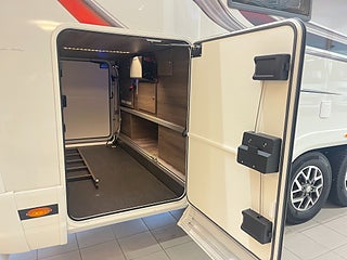 Husbil-integrerad Kabe IMPERIAL 910 QB 8 av 31