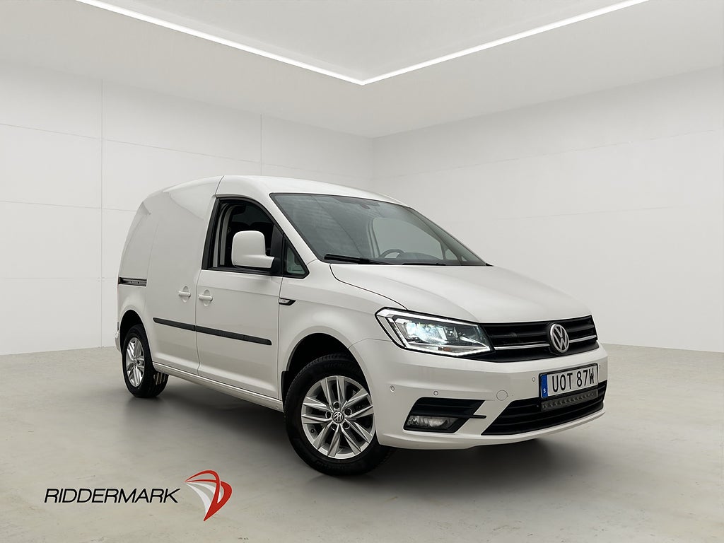 Volkswagen Caddy 2.0TDI Värmare PDC LED Dragkrok CARPLAY