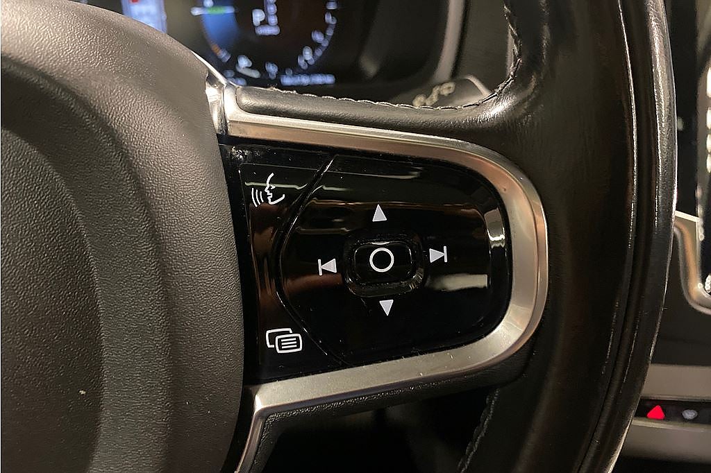 Volvo XC90 T8 AWD TwEn Inscription, 7-sits 407hk Pano 360°