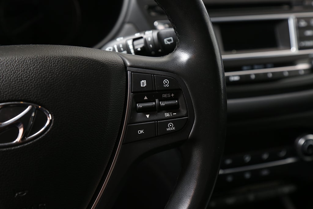 Hyundai i20 1,0 T-GDI blue 120hk Premium Plus Kamera P-sensor 2017