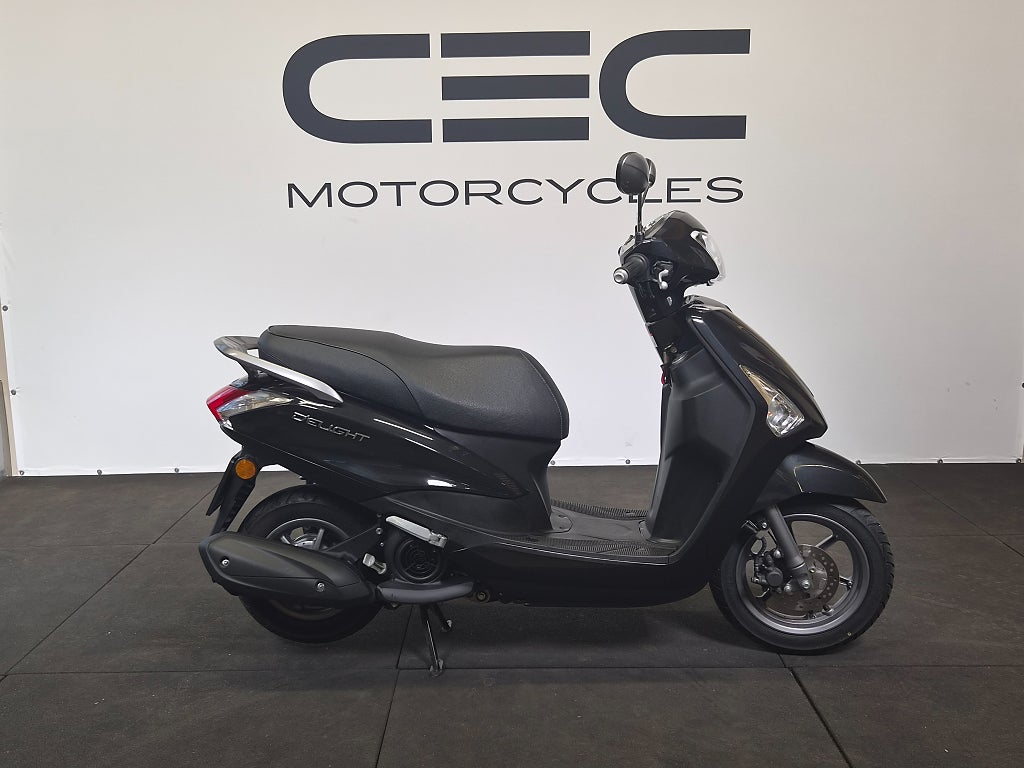 Yamaha De`light 125 Toppskick 47mil endast