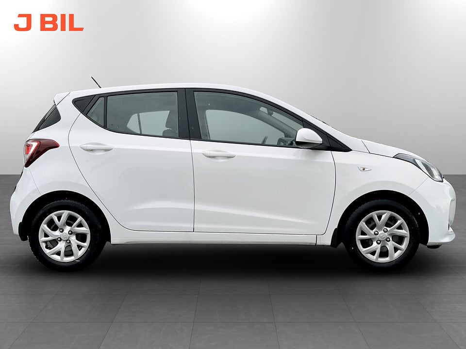 Bild på Hyundai i10 Comfort 1.0 67hk FARTHÅLLARE RATTVÄRME
