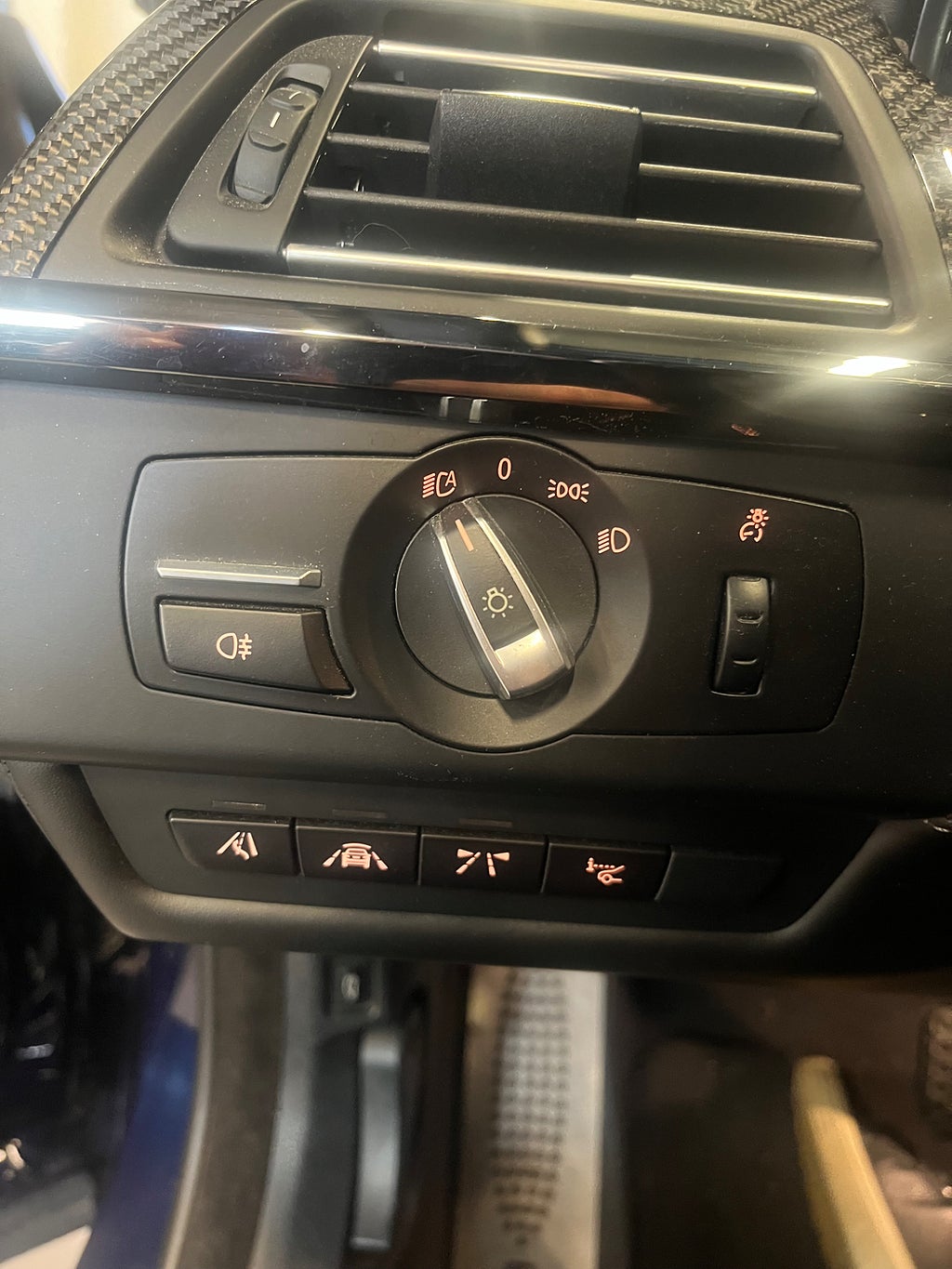 BMW M6 2016 - miniatyr 11