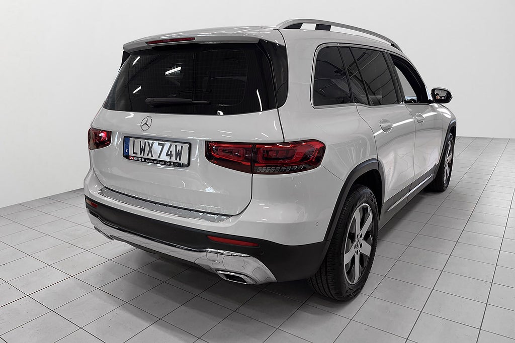 Mercedes-Benz GLB200 d 2023 - miniatyr 2