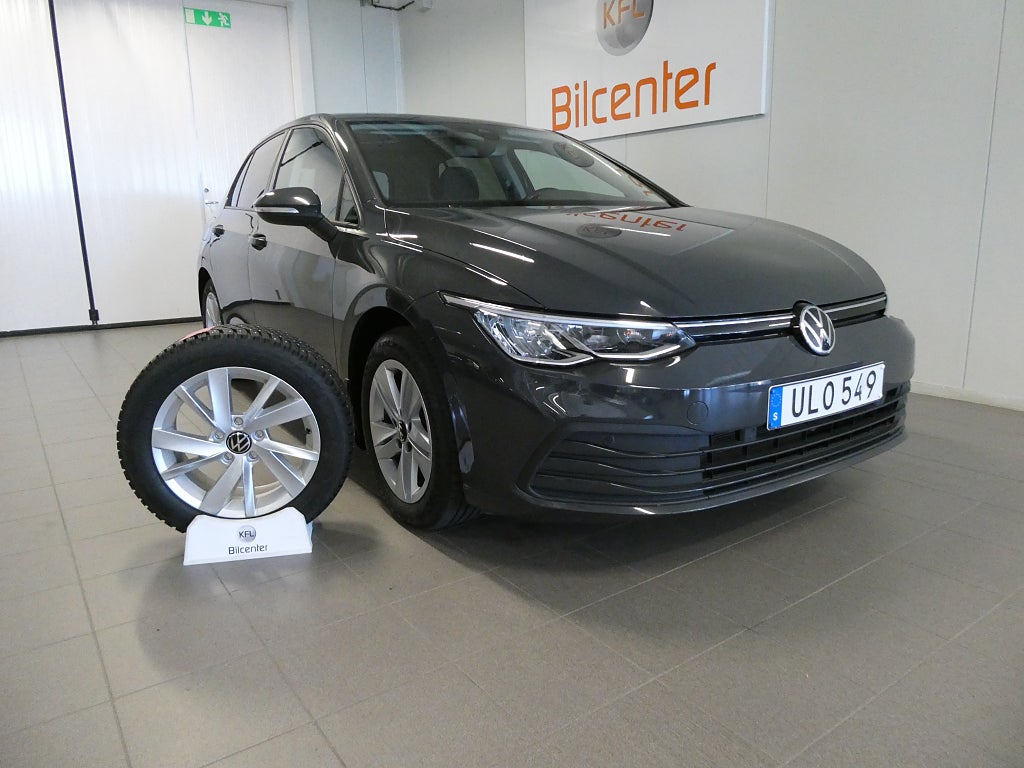 Volkswagen Golf 1.5 eTSI Aut-Drag-Kamera-Navi-Värmare-Rattvärme-SoV