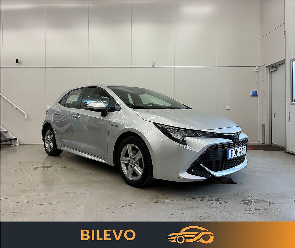 Toyota Corolla Hybrid e-CVT 122hk Backkamera Carplay Rattvärme V-Hjul