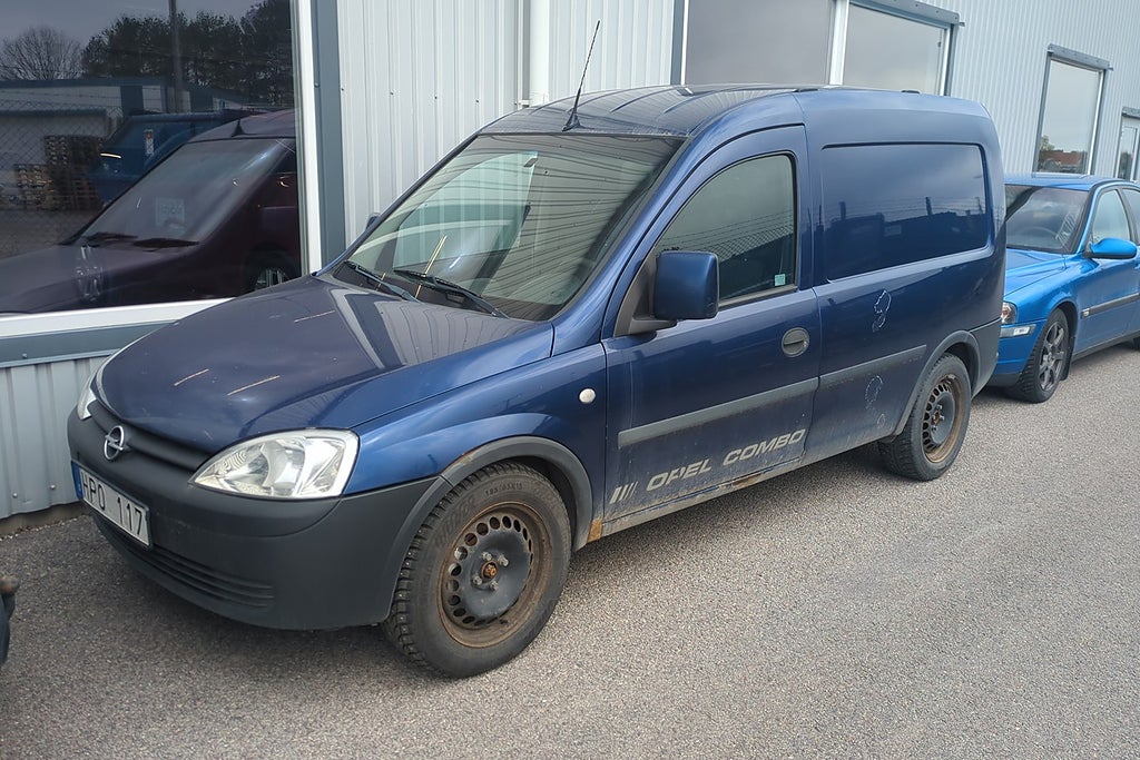 Opel Combo skåp
