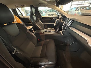 Volvo V60 Cross Country D4 AWD Aut Momentum Pro Dvärm/Kamera/Dragkrok – bild 14