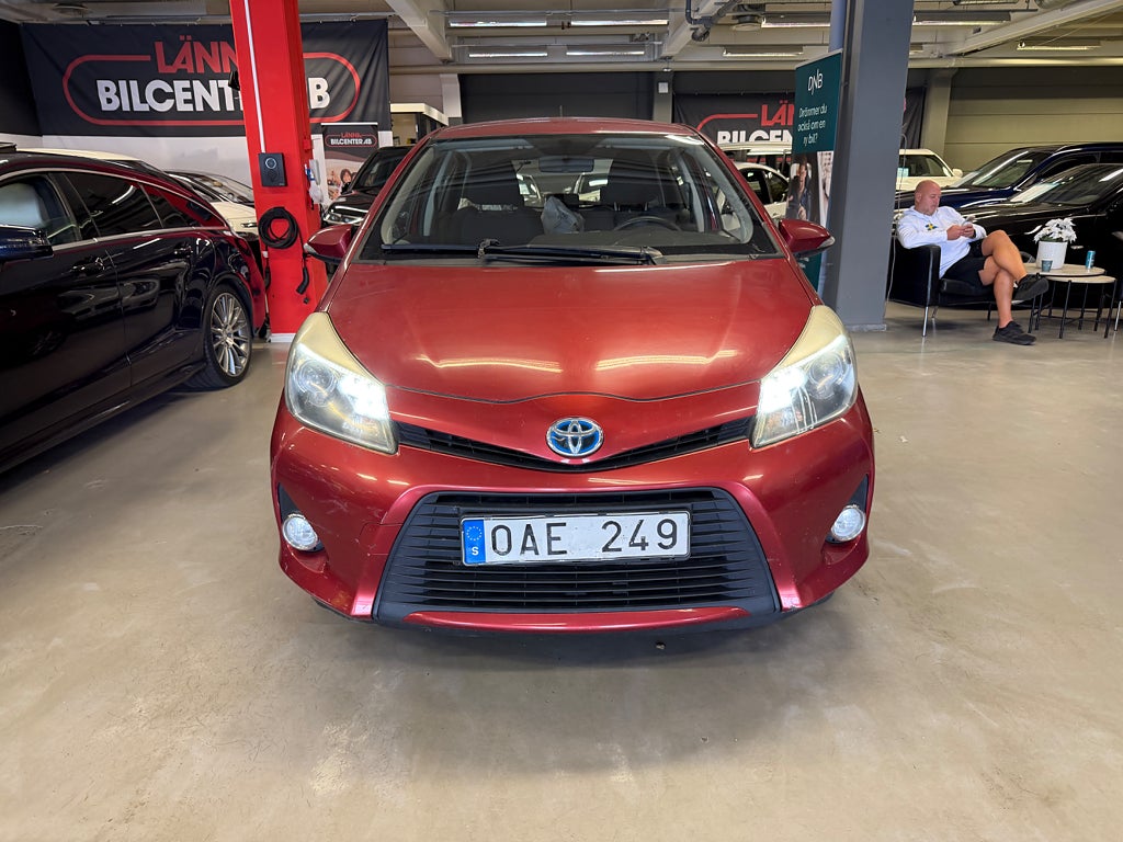 Toyota Yaris 2013 - miniatyr 3