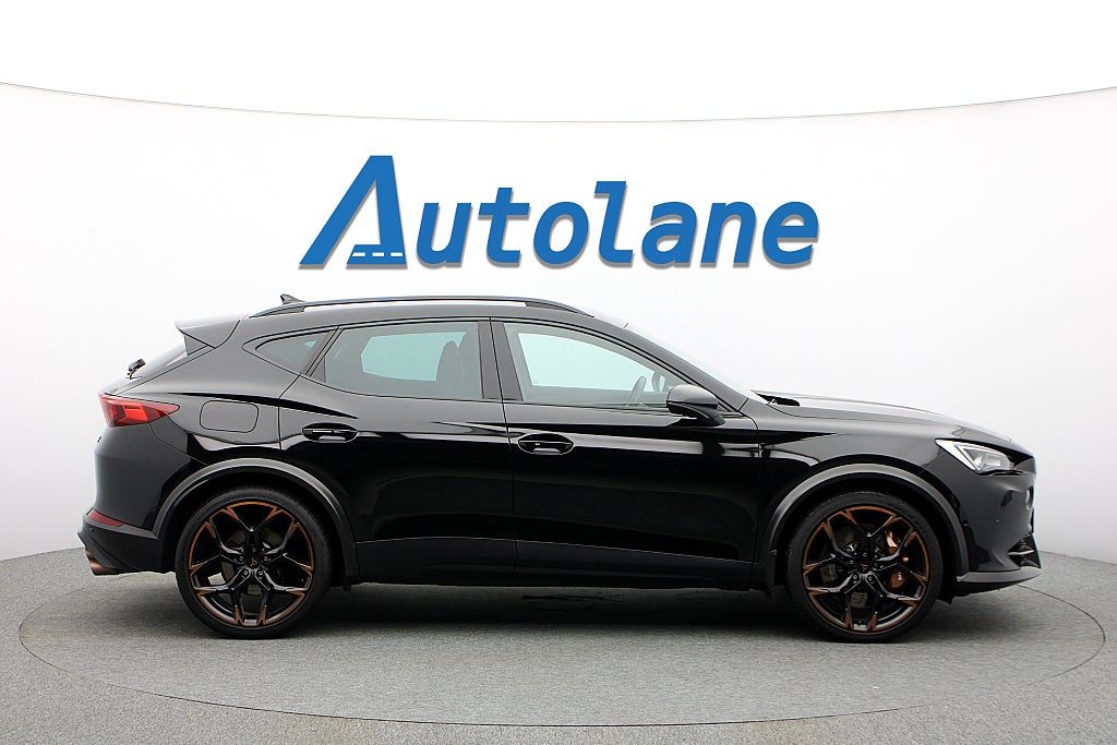 Cupra Formentor VZ5 2.5l 5-cyl, Kolfiber, 360°, BEATS®, CarPlay 390hk