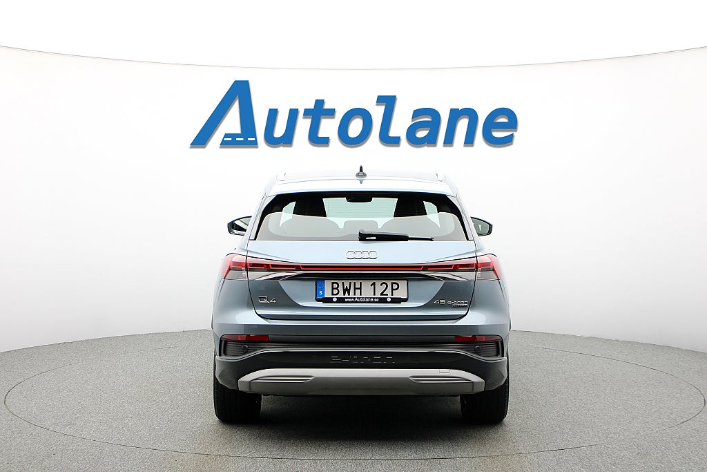 Audi Q4 E-Tron 45 quattro,Drag,82 kwh,360°, Sommarkampanj 4,99% 265hk