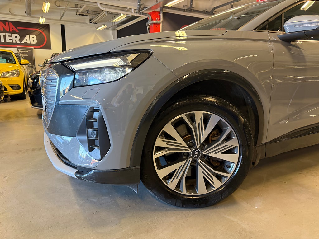 Audi Q4 e-tron 2022 - miniatyr 2