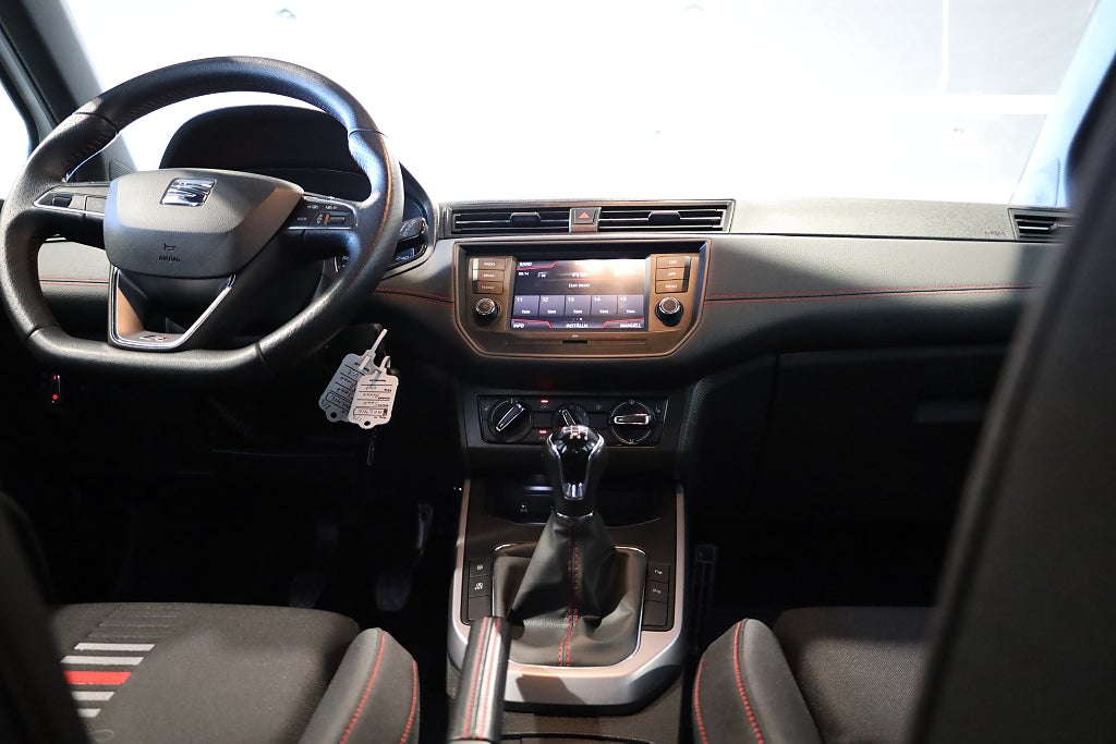 Seat Arona 1.0 TGI FR 90HK M-Värme PDC Blåtand 1787Mil