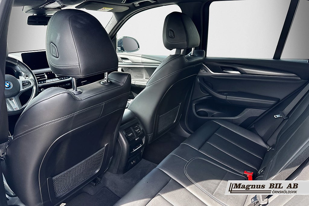 BMW X3 xDrive30e Aut M-Sport Hifi Kamera Navi P-värmare Moms  miniatyr 19