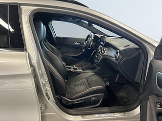 Mercedes-Benz GLA 220 d 4MATIC 7G-DCT AMG Line M-värmare/kamera/S&V-Däck – bild 10